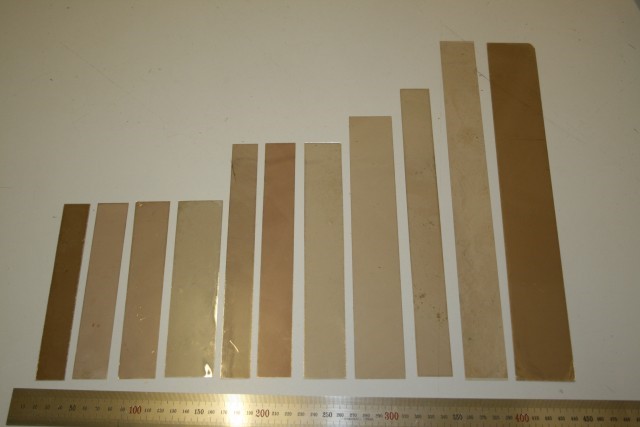 Слюда обрезная мусковит для водомерных колонок котлов высокого давления СМОГ 